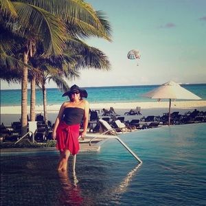 Meet your Posher Carrie